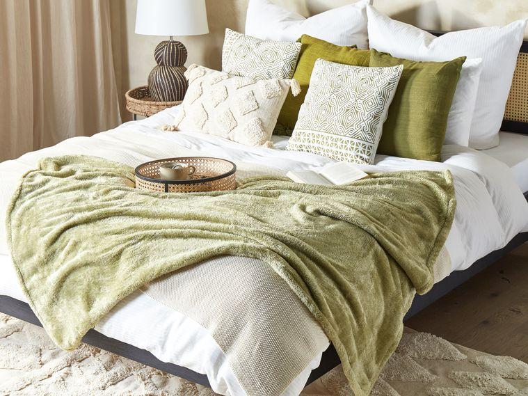 SB7 Olive Luxe Wool Blanket